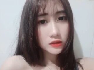 Clip sex em Amynguyen1997 siêu xinh